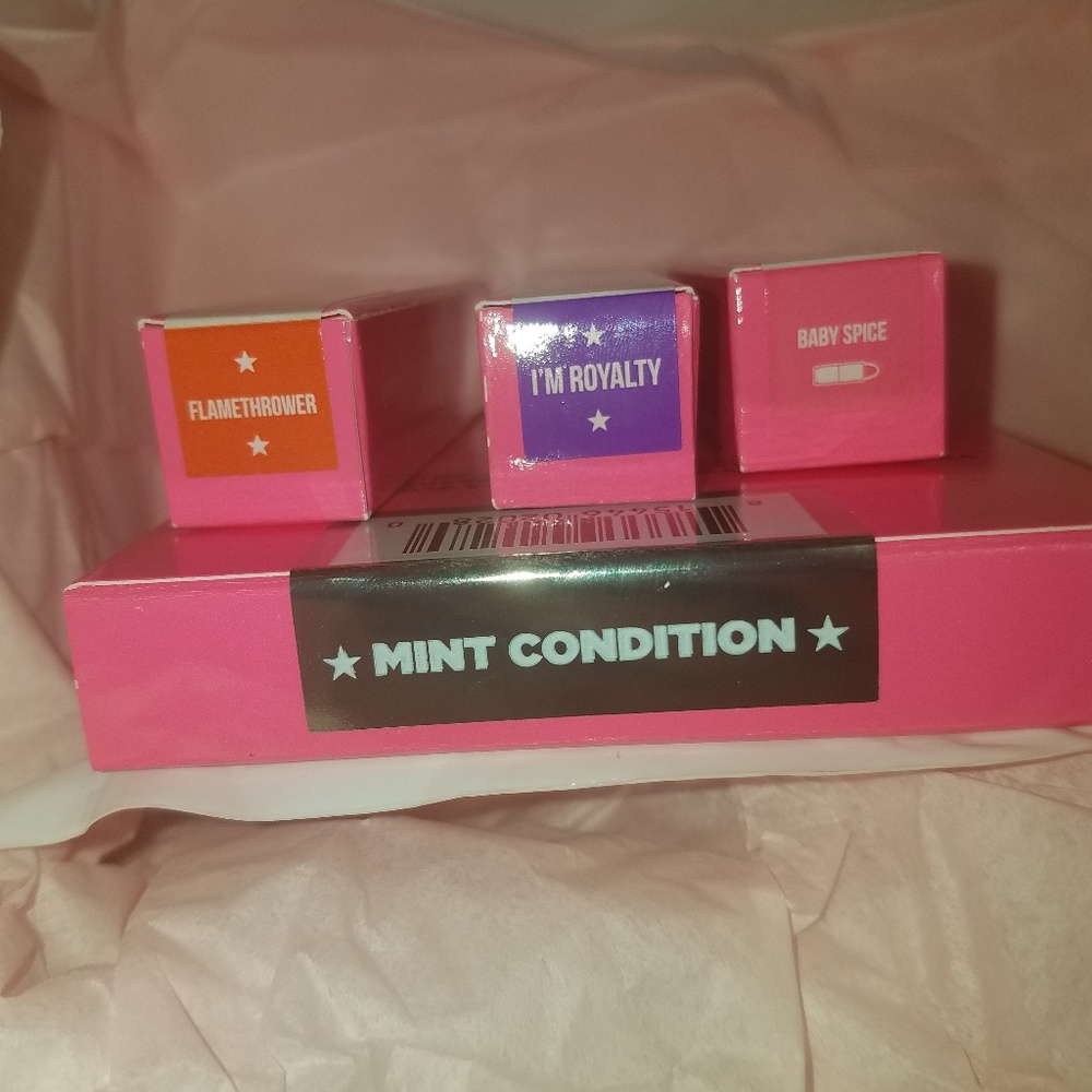 Jeffree start mystery box